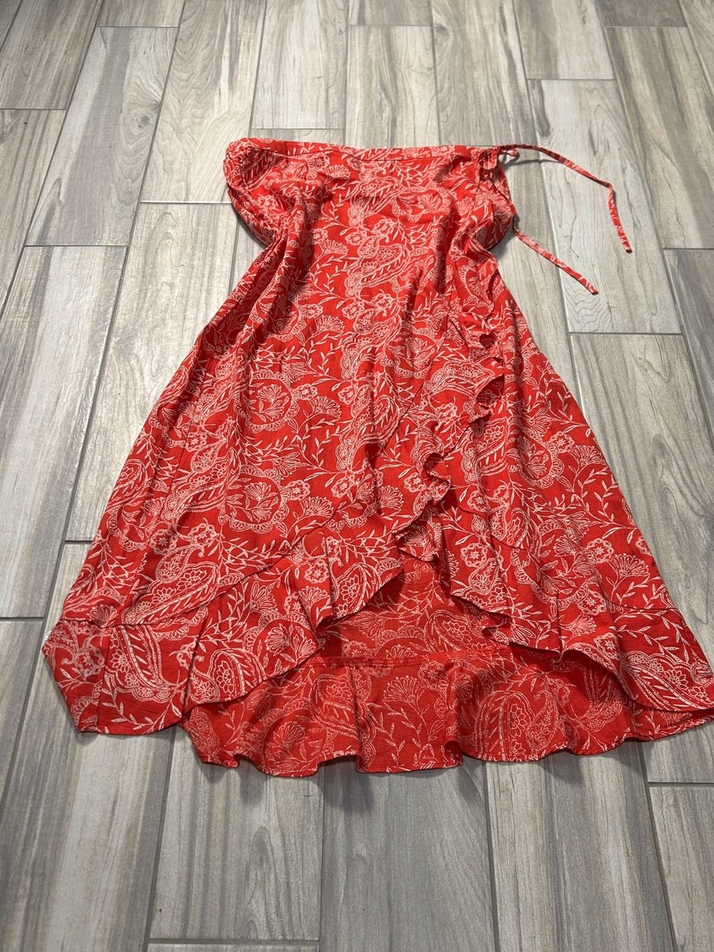 Women’s XL Red White Floral True Wrap Dress Ruffle Hem Hi Low Ruffle Hem Boho